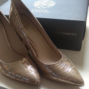 Gold Vince Camuto snake print shoes